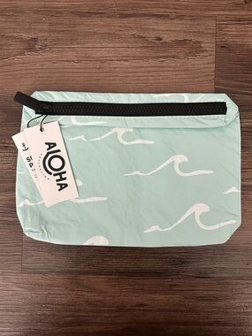 ALOHA Collection Mint Green Cosmetic Bag with White Wave Print